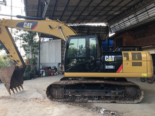 CAT 320D CAT 320D