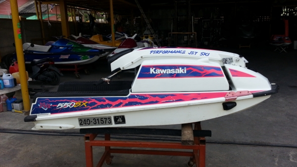 Kawasaki 550 เจ็ตยืน ราคา เบาๆ ขาย 25,000 บาท