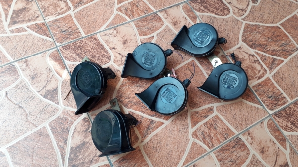 แตรรถ BMW ยี้ห้อ FIAMM แท้ จาก Italy