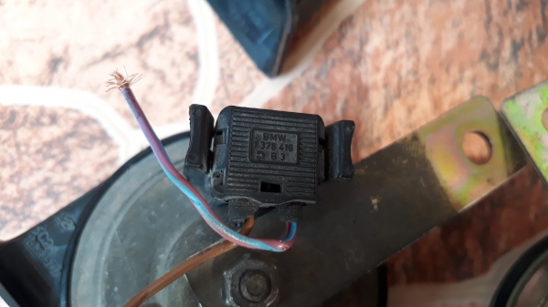 แตรรถ BMW ยี้ห้อ FIAMM แท้ จาก Italy