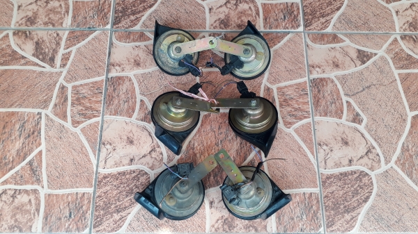 แตรรถ BMW ยี้ห้อ FIAMM แท้ จาก Italy