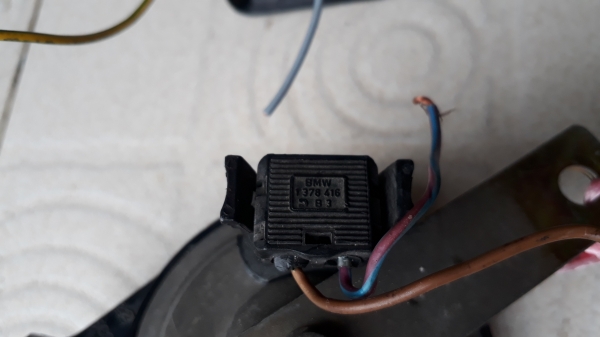 แตรรถ BMW ยี้ห้อ FIAMM แท้ จาก Italy