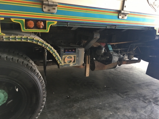 พ่วง 22 ล้อ ฮีโน่ 2K วางเครื่อง P11C -TD 335 แรง เกียร์อิตั้น กระบะมิเนียม - ดั้ม ตัวแม่อู่ช่างเสนาะ - ตัวลูก อู่ซุ่นชัย ยาว 6.8 เมตร พ่วง 22 ล้อ ฮีโน่ 2K วางเครื่อง P11C -TD 335 แรง เกียร์อิตั้น กระบะมิเนียม - ดั้ม ตัวแม่อู่ช่างเสนาะ - ตัวลูก อู่ซุ่นชัย ยาว 6.8 เมตร