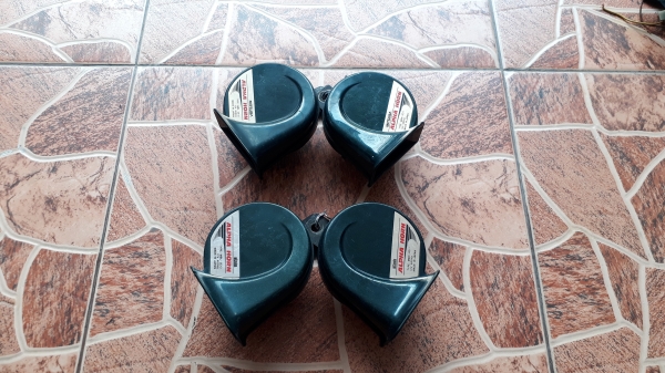 แตร MITSUBA สีเขียว จากญี่ปุ่น