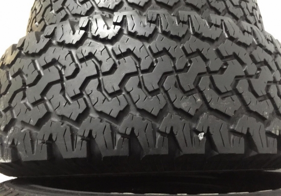 ยาง BF ko All-Terrain 285/75/16 ดอกยังเหลือหนาๆ สภาพดี 4เส้นถูกๆ ยาง BF ko All-Terrain 285/75/16 ดอกยังเหลือหนาๆ สภาพดี 4เส้นถูกๆ