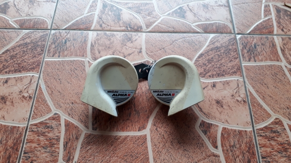 แตร Mitsuba ALPHA II สีขาว มือสองจากญี่ปุ่น