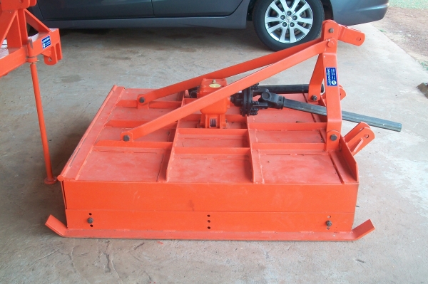 ขายเครื่องตัดญ้าติดรถไถ 1.20 เมตร