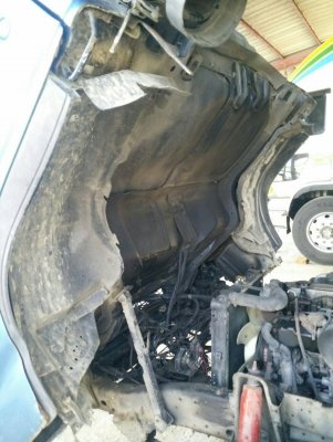 ขาย 6ล้อ isuzu ์NPR 120แรง กระบะเลสยาว4.30ม.