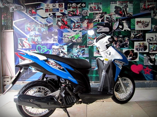 click 125i 2013 สีน้ำเงิน สภาพดี เครื่องดี สีสวย 28900
