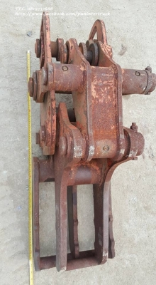 FROM JAPAN ตัวคีบปากหนีบไม้ CLAMP*GT-30*สำหรับรถขุดไซค์ 20,25,30,35 / สวมบูทสลัก 35 มิล/ ราคาขายเพียง: 26,000 บาท สนใจติดต่อ 0819337688