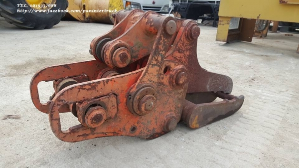 FROM JAPAN ตัวคีบปากหนีบไม้ CLAMP*GT-30*สำหรับรถขุดไซค์ 20,25,30,35 / สวมบูทสลัก 35 มิล/ ราคาขายเพียง: 26,000 บาท สนใจติดต่อ 0819337688