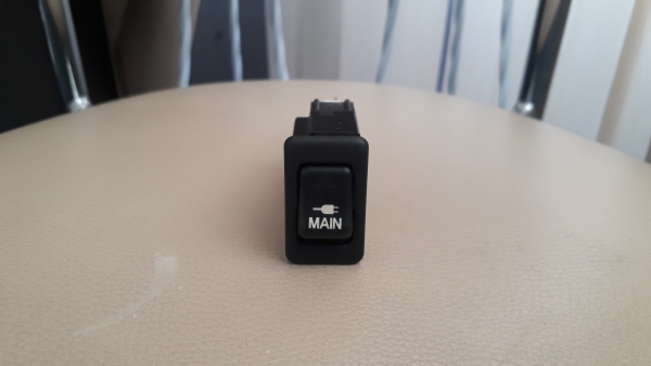 สวิตช์ MAIN ของรถ NISSAN