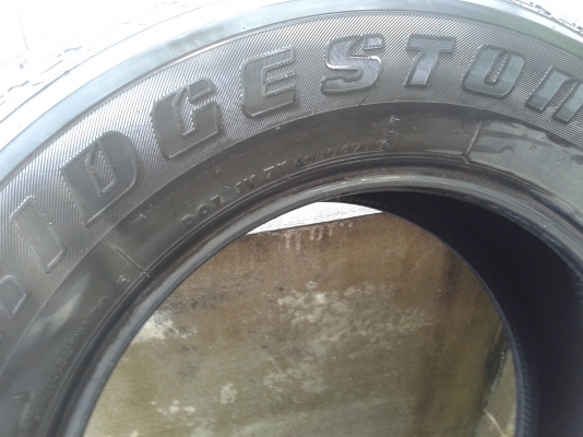 ยาง Bridgestone 265-65-17 ต้นปี14 ยาง Bridgestone 265-65-17 ต้นปี14