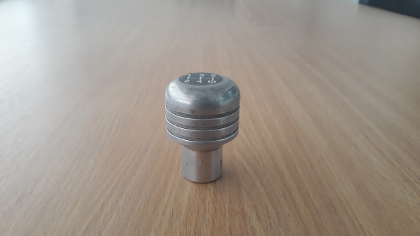 หัวเกียร์แต่ง มิเนียม เกลียว Toyota