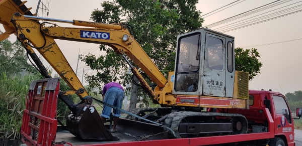 ขายด่วนรถแบคโฮKATAคาโต้45เทียบเท่าPC45คอลโทลสั้นรถนอกสถาพดีพร้อมใช้เพิ่งนำเข้ามายังไม่เคยใช้งานในเมืองไทยเลย