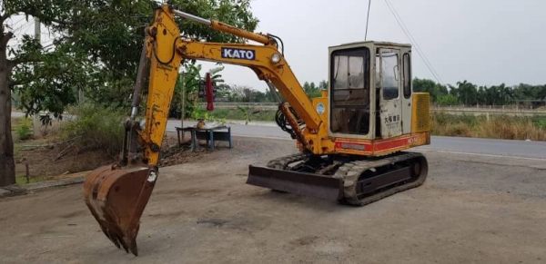 ขายด่วนรถแบคโฮKATAคาโต้45เทียบเท่าPC45คอลโทลสั้นรถนอกสถาพดีพร้อมใช้เพิ่งนำเข้ามายังไม่เคยใช้งานในเมืองไทยเลย