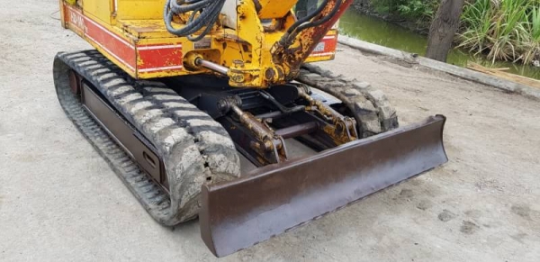 ขายด่วนรถแบคโฮKATAคาโต้45เทียบเท่าPC45คอลโทลสั้นรถนอกสถาพดีพร้อมใช้เพิ่งนำเข้ามายังไม่เคยใช้งานในเมืองไทยเลย