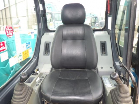 ขายรถขุดนำเข้าจากประเทศญี่ปุ่น kobelco sk135yy04 รถสวยพร้อมใช้งาน สนใจติดต่อสอบถาม 092-3309229 อีด