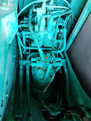 ขายรถขุดนำเข้าจากประเทศญี่ปุ่น kobelco sk100 super สนใจติดต่อสอบถาม 092-3309229 อีด