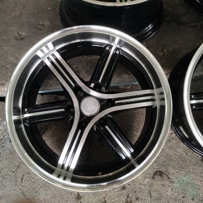 ขอบ20นิ้ว6รู ชุดนี้ลดราคาเหลือ 7900 บาท