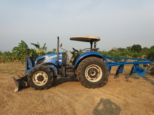 ขายNewhollandTD 5.100มีเล่มครบรถสวยพร้อมใชั0810076640