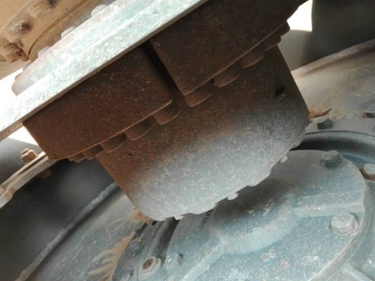 ขาย 980,000 รถบด HAMM ปี 2011 ทำงาน 7,000 ชม 2 เพลา เครื่องดี ปั้มแรง สภาพพร้อมใช้ เอกสารเล่มทะเบียน  รถอยู่ จ ตาก โทร 0610710295