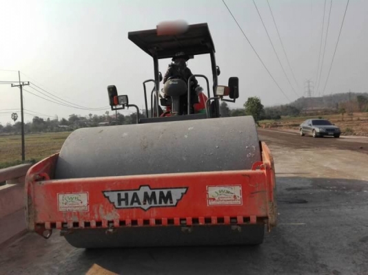 ขาย 980,000 รถบด HAMM ปี 2011 ทำงาน 7,000 ชม 2 เพลา เครื่องดี ปั้มแรง สภาพพร้อมใช้ เอกสารเล่มทะเบียน  รถอยู่ จ ตาก โทร 0610710295