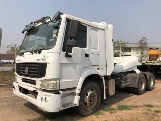 ขายรถ NGV  395,000 หัวลาก 10 ล้อ  SINOTRUK HOWO 345 แรง 2 เพลา เกียร์อิตัน  ปี 55 วิ่ง 18x,xxx กม เครื่องดี หัวบาง ยางดี คัสชีสวย เอกสารเล่มทะเบียน  รถอยู่ หนองคาย โทร 0610710295