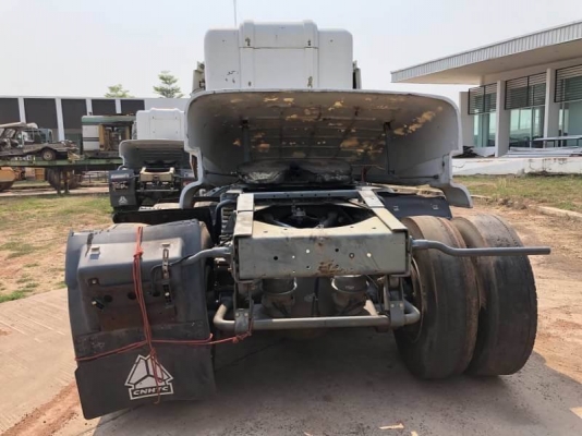 ขายรถ NGV  395,000 หัวลาก 10 ล้อ  SINOTRUK HOWO 345 แรง 2 เพลา เกียร์อิตัน  ปี 55 วิ่ง 18x,xxx กม เครื่องดี หัวบาง ยางดี คัสชีสวย เอกสารเล่มทะเบียน  รถอยู่ หนองคาย โทร 0610710295