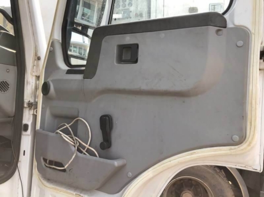 ขายรถ NGV  395,000 หัวลาก 10 ล้อ  SINOTRUK HOWO 345 แรง 2 เพลา เกียร์อิตัน  ปี 55 วิ่ง 18x,xxx กม เครื่องดี หัวบาง ยางดี คัสชีสวย เอกสารเล่มทะเบียน