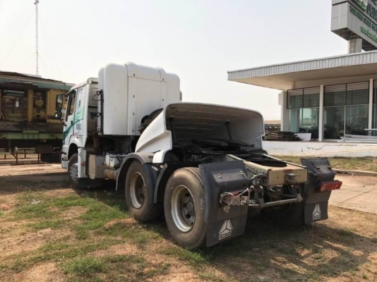 ขายรถ NGV  395,000 หัวลาก 10 ล้อ  SINOTRUK HOWO 345 แรง 2 เพลา เกียร์อิตัน  ปี 55 วิ่ง 18x,xxx กม เครื่องดี หัวบาง ยางดี คัสชีสวย เอกสารเล่มทะเบียน