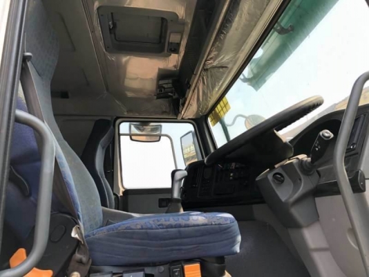 ขายรถ NGV  395,000 หัวลาก 10 ล้อ  SINOTRUK HOWO 345 แรง 2 เพลา เกียร์อิตัน  ปี 55 วิ่ง 18x,xxx กม เครื่องดี หัวบาง ยางดี คัสชีสวย เอกสารเล่มทะเบียน