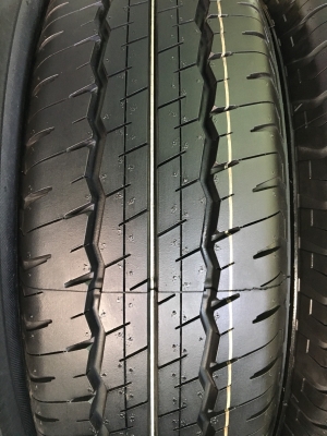 ยางใหม่ป้ายแดง ปี 18 Dunlop 215-70-16 ตุ่มอลัง เส้นสีจัดจ้าน ยางใหม่ป้ายแดง ปี 18 Dunlop 215-70-16 ตุ่มอลัง เส้นสีจัดจ้าน