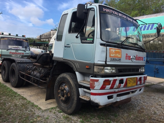 ขาย10ล้อหัวลาก260แรง(มี2คัน)Hino FM2KK...ปี2546 ขาย10ล้อหัวลาก260แรง(มี2คัน)Hino FM2KK...ปี2546