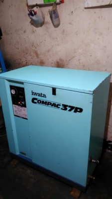 **ขายถูกๆ ปั้มลมมือสอง(เก่านอก-แห้งๆญี่ปุ่น)** IWATA COMPAC37P 5แรง แบบเก็บเสียง  ทดสอบเรียบแล้ว ทุกระบบทำงานได้ดีมากๆ ใช้งานมาน้อย นิ่งๆเงียบๆพร้อมใช้งานครับ