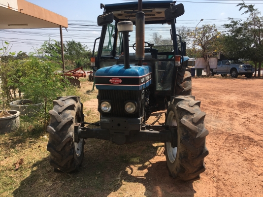 ขายรถไถ new holland 4630 4x4 65แรง