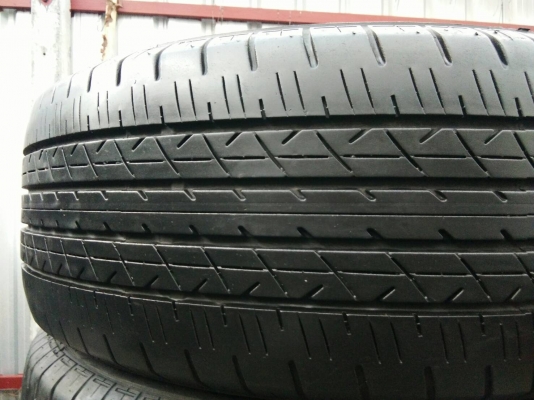 ขายยาง 215/55R17 บริดจสโตน ปลายปี16 ดอกยางเต็มสวยไม่ร้าวไม่แตกลาย สภาพ90\% ชุดละ 3900 บาท ขายยาง 215/55R17 บริดจสโตน ปลายปี16 ดอกยางเต็มสวยไม่ร้าวไม่แตกลาย สภาพ90\% ชุดละ 3900 บาท