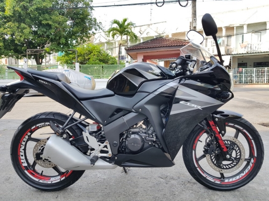 Cbr 150i วิ่งน้อย รถบ้านมือเดียว ภาษีพรบครบ สด-ผ่อน รูดบัตรได้ Cbr 150i วิ่งน้อย รถบ้านมือเดียว ภาษีพรบครบ สด-ผ่อน รูดบัตรได้