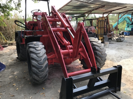 รถตักขับสี่ล้อเอวอ่อนสภาพดี เก่าญี่ปุ่นไม่เคยใช้ในไทยมีใบอินวอย รถตักขับสี่ล้อเอวอ่อนสภาพดี เก่าญี่ปุ่นไม่เคยใช้ในไทยมีใบอินวอย