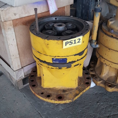 โป๊ะสวิง เกียร์สวิง KOMATSU PC 130-8 ราคา 60,000 บาท