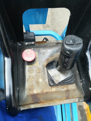 รถกระเช้าขากรรไก เก่านอก GS-2032 ราคาไม่แพง โทร 061-4194021 พรภวิษย์