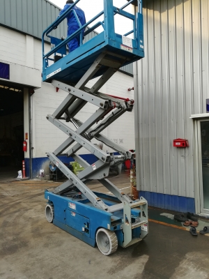 รถกระเช้าขากรรไก เก่านอก GS-2032 ราคาไม่แพง โทร 061-4194021 พรภวิษย์