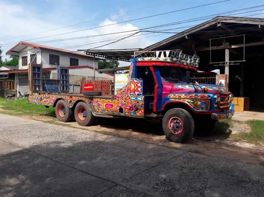 ขายรถเกี่ยว2คัน+เทนเลอร์ 1คัน ขายรถเกี่ยว2คัน+เทนเลอร์ 1คัน