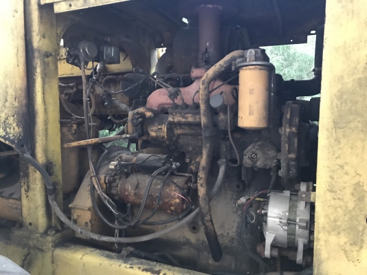 ขายรถตักล้อยาง CAT 920 รถใช้งานตักข้าว 2 เพลา ราคา.400000 ดิสเบรค ใช้งานอยู่ ตามสะภาพ ต่อแขนแล้ว เอกสารเล่มทะเบียน แจ้งจอด ม.79 สนใจโทรคุยราคากันครับที่ 081-3531946 ต่อ.บางนา lD LINE รถอยู่นครปฐม