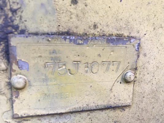 ขายรถตักล้อยาง CAT 920 รถใช้งานตักข้าว 2 เพลา ราคา.400000 ดิสเบรค ใช้งานอยู่ ตามสะภาพ ต่อแขนแล้ว เอกสารเล่มทะเบียน แจ้งจอด ม.79 สนใจโทรคุยราคากันครับที่ 081-3531946 ต่อ.บางนา lD LINE รถอยู่นครปฐม