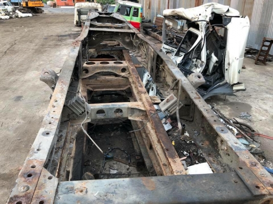 ขายคัทซีหัวลากนิสสัน cw52u