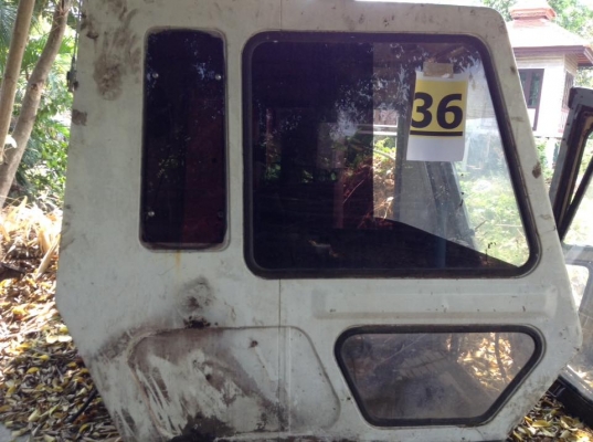 หัวเก๋ง SUMITOMO 28000 F2 เก่าเซียงกง 30,000 บาท