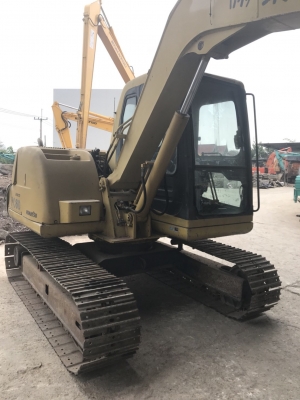 Komatsu PC60-7 รถเก่าญี่ปุ่น สภาพพร้อมใช้งาน เครื่องปั๊มดี สนใจติดต่อ0813553478(คุณโย)
