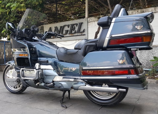 ขออนุญาติขาย HONDA GOLDWING 1500