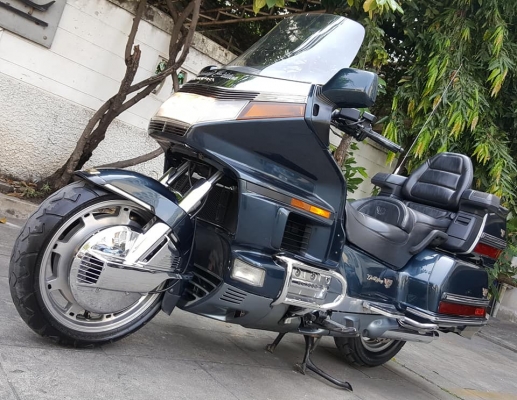 ขออนุญาติขาย HONDA GOLDWING 1500